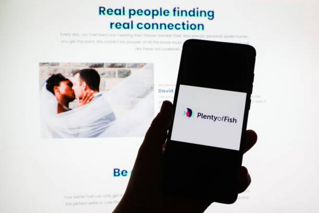 PLENTY OF FISH REVIEWS AN EXTRAORDINARY DATING EXPERIENCE SoulMete