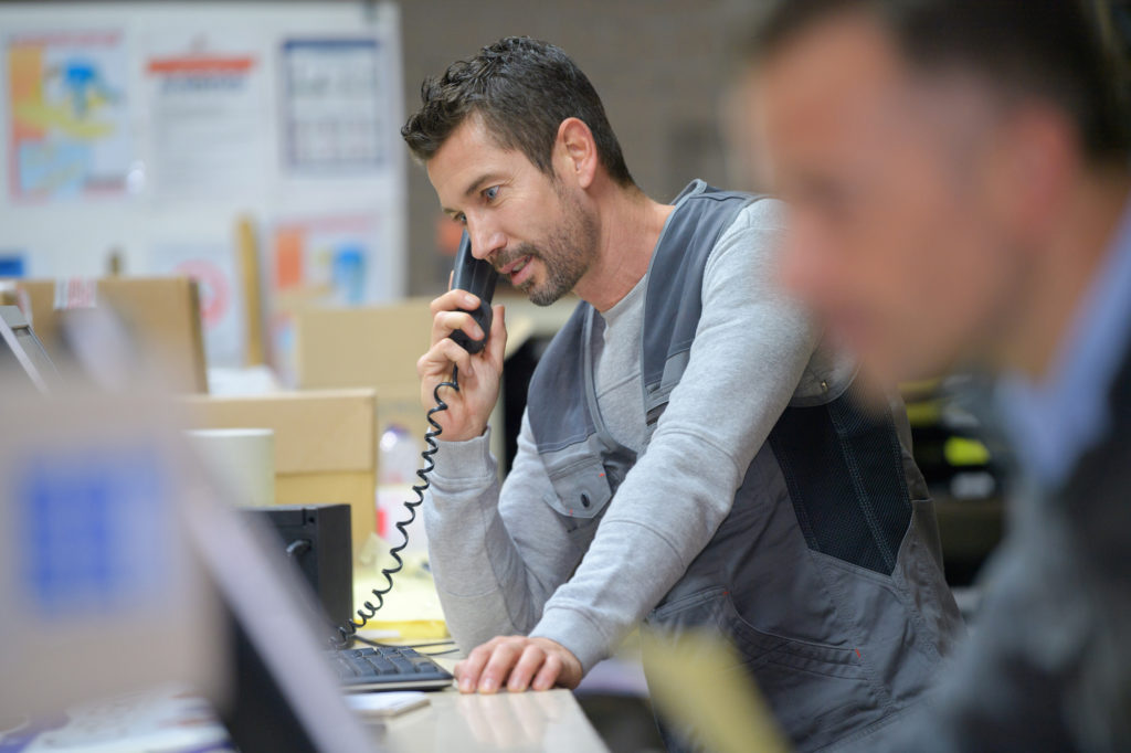 How to Sell Wholesale Products to Retailers