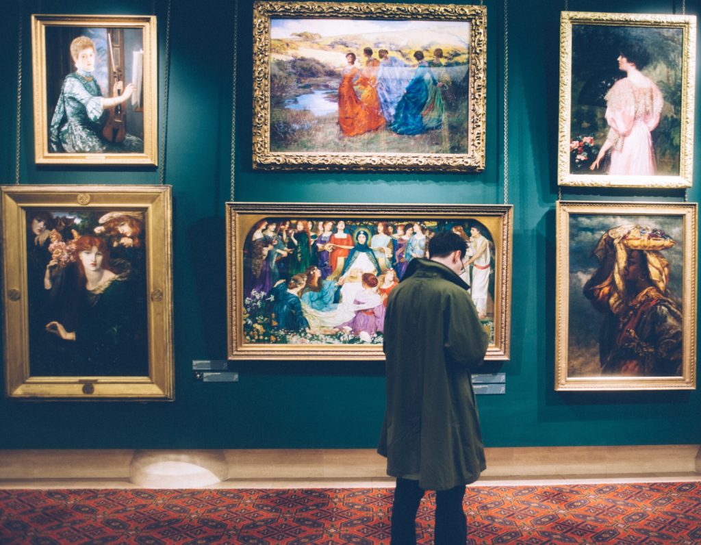 5 Great Ideas to Improve Your Art Exhibition