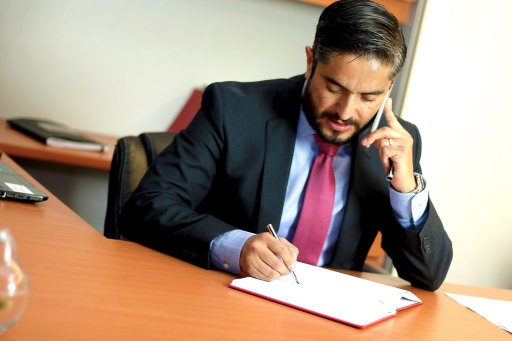 How To Know When You Should Hire an Employment Lawyer