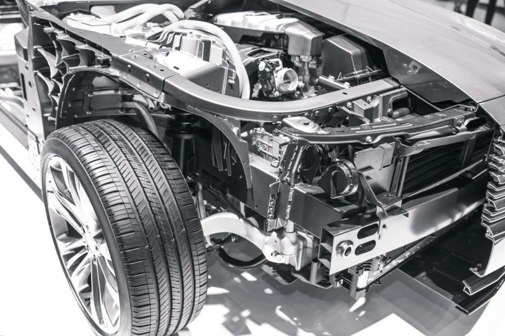 4 Considerations When Choosing Auto Parts Suppliers