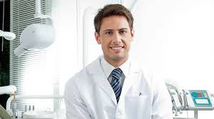 Orthodontist vs Oral Surgeon: What Are the Differences?