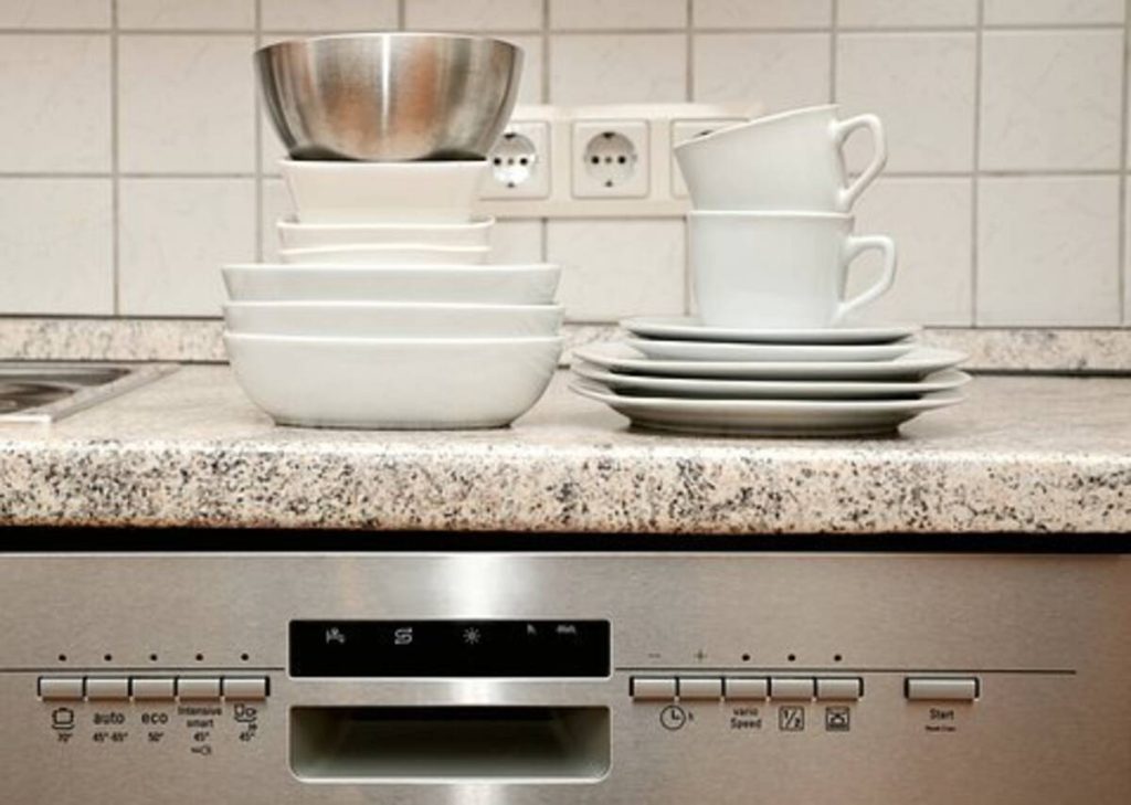 How to Clean a Dishwasher Filter