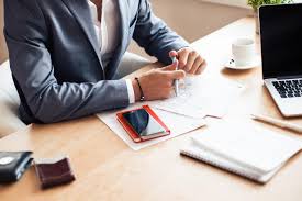 4 Essential Tips for Managing a Business