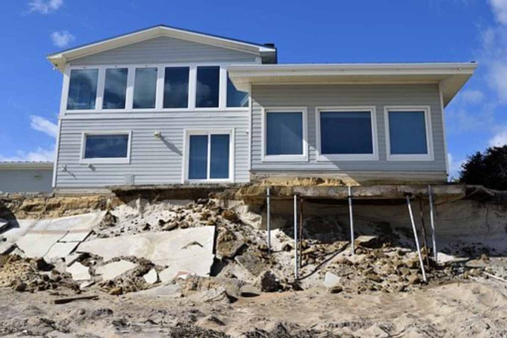 Waters Damaged Indoor Environments