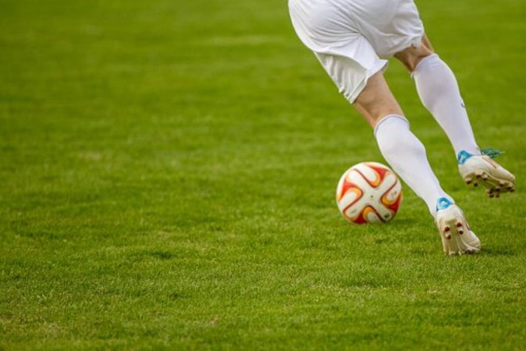 Just how Footballers Can Develop a Attitude for Success