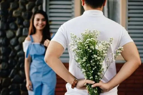 Best 8 online dating tips that will help you