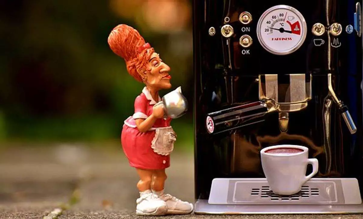 Coffee, please!