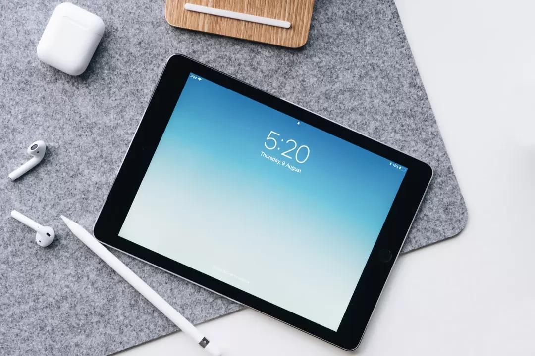 Top 3 Best Tablet Accessories You Definitely Need