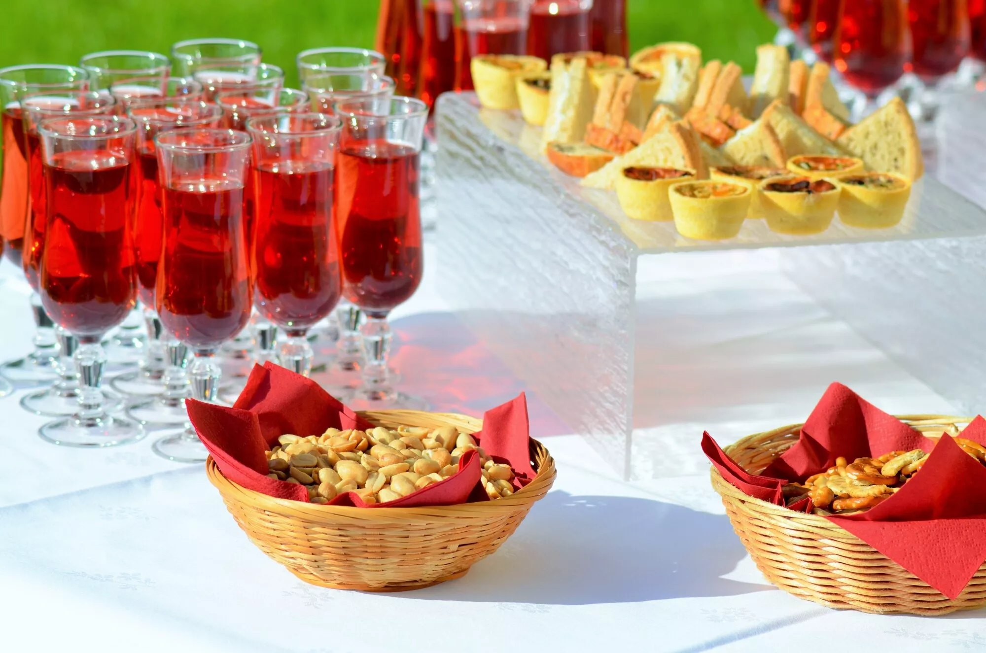 Event Catering: Top Tips on Selecting Food Your Guests Will Love