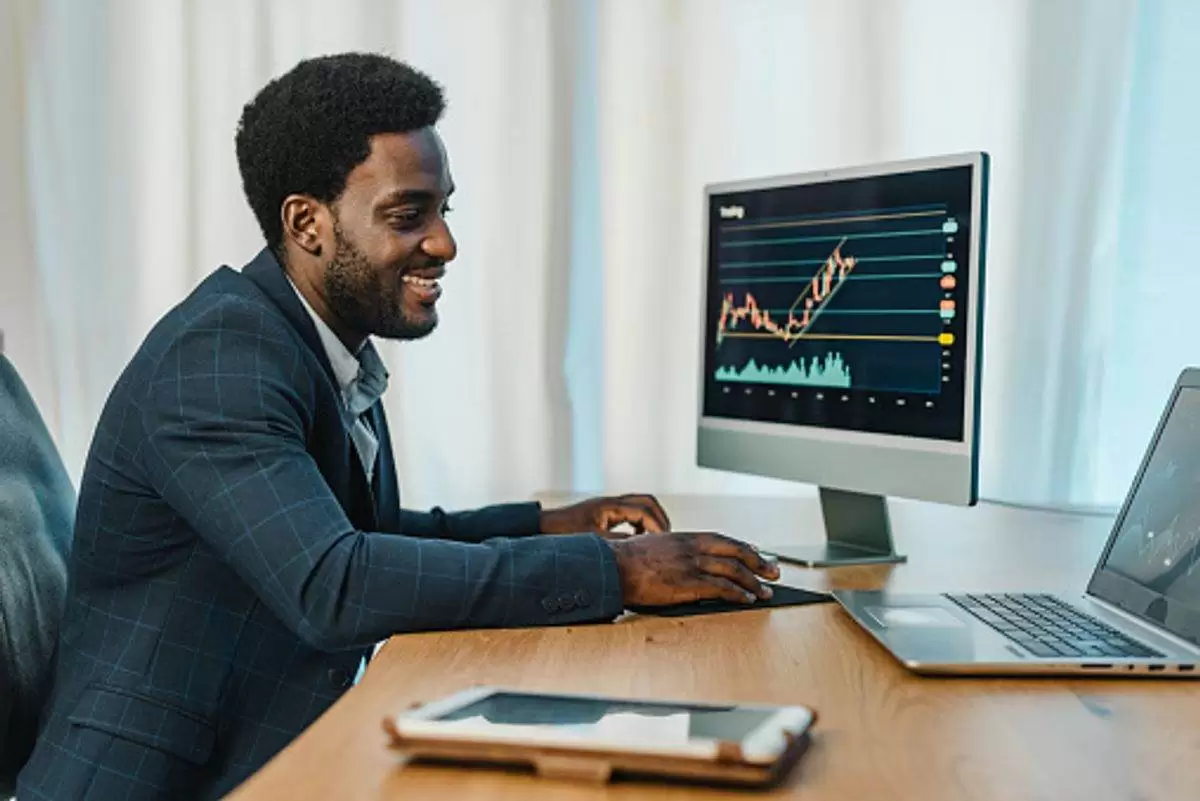 InteracInvestor