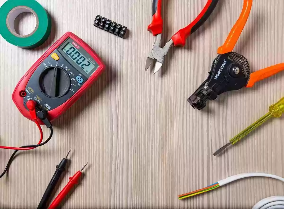 emergency company Hello Electrical