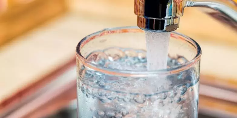 Your Health Guide to Pure Drinking Water vs Distilled Water