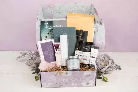 Company Gifts: 3 Ideas for Your Next Company Gift Basket