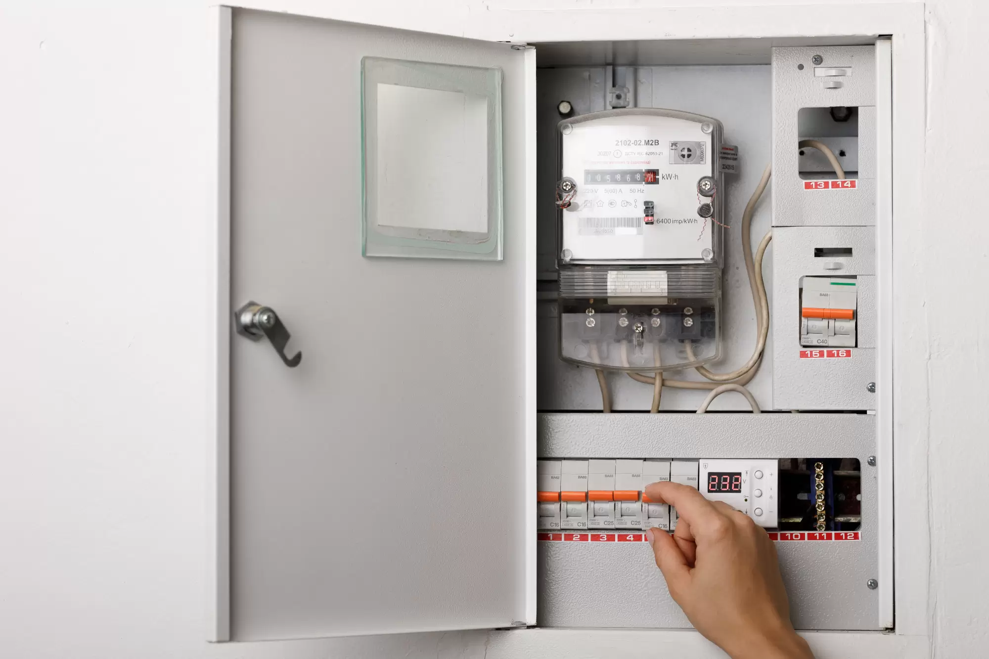 What You Should Know About Circuit Breaker Box Safety