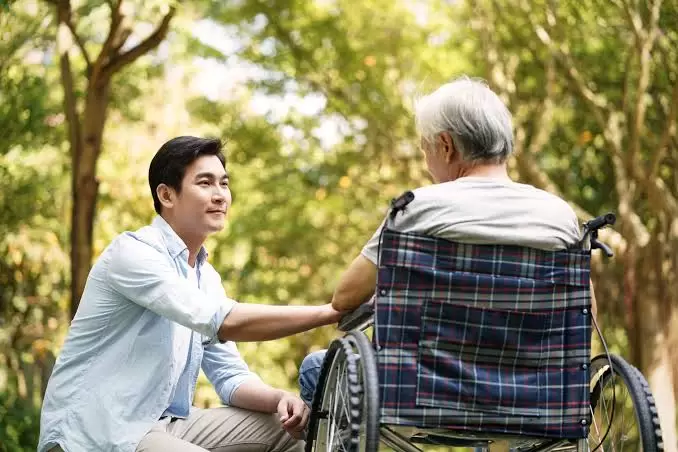 4 Tips to Remember When Caring for Aging Parents