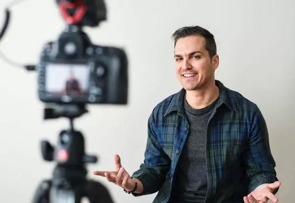 7 Tips for Creating a Powerful Video Testimonial for Your Product