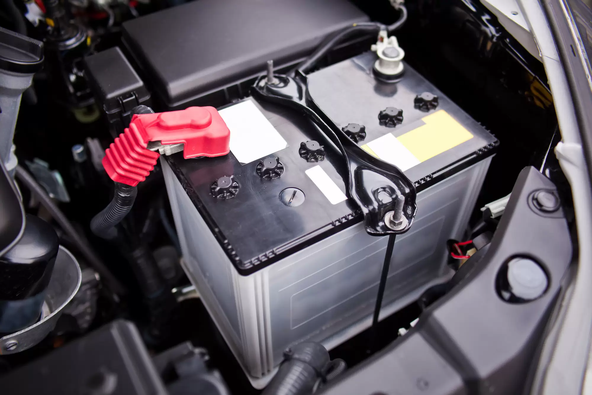 The Ultimate Guide to Choosing a New Truck Battery