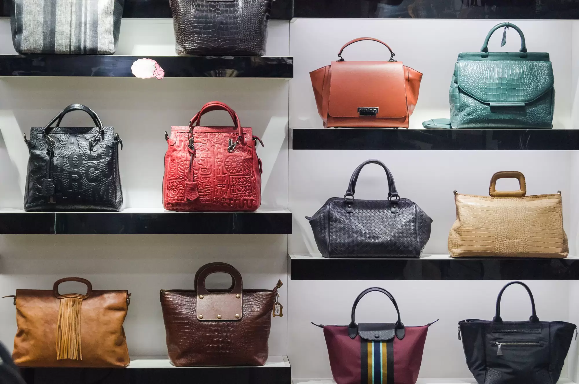 What Are the Different Types of Handbags Available?