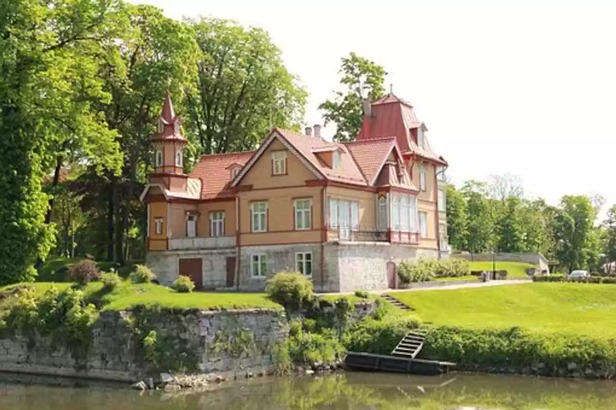 top online real estate companies