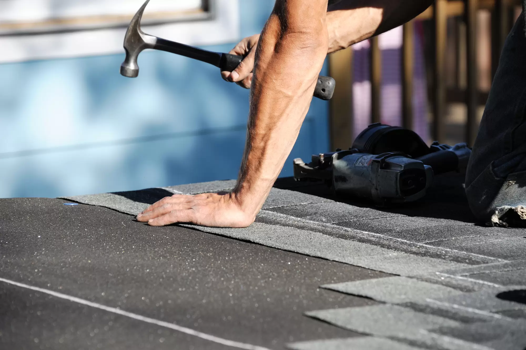 Emergency Roof Repair: When Is It Time to Call a Professional?