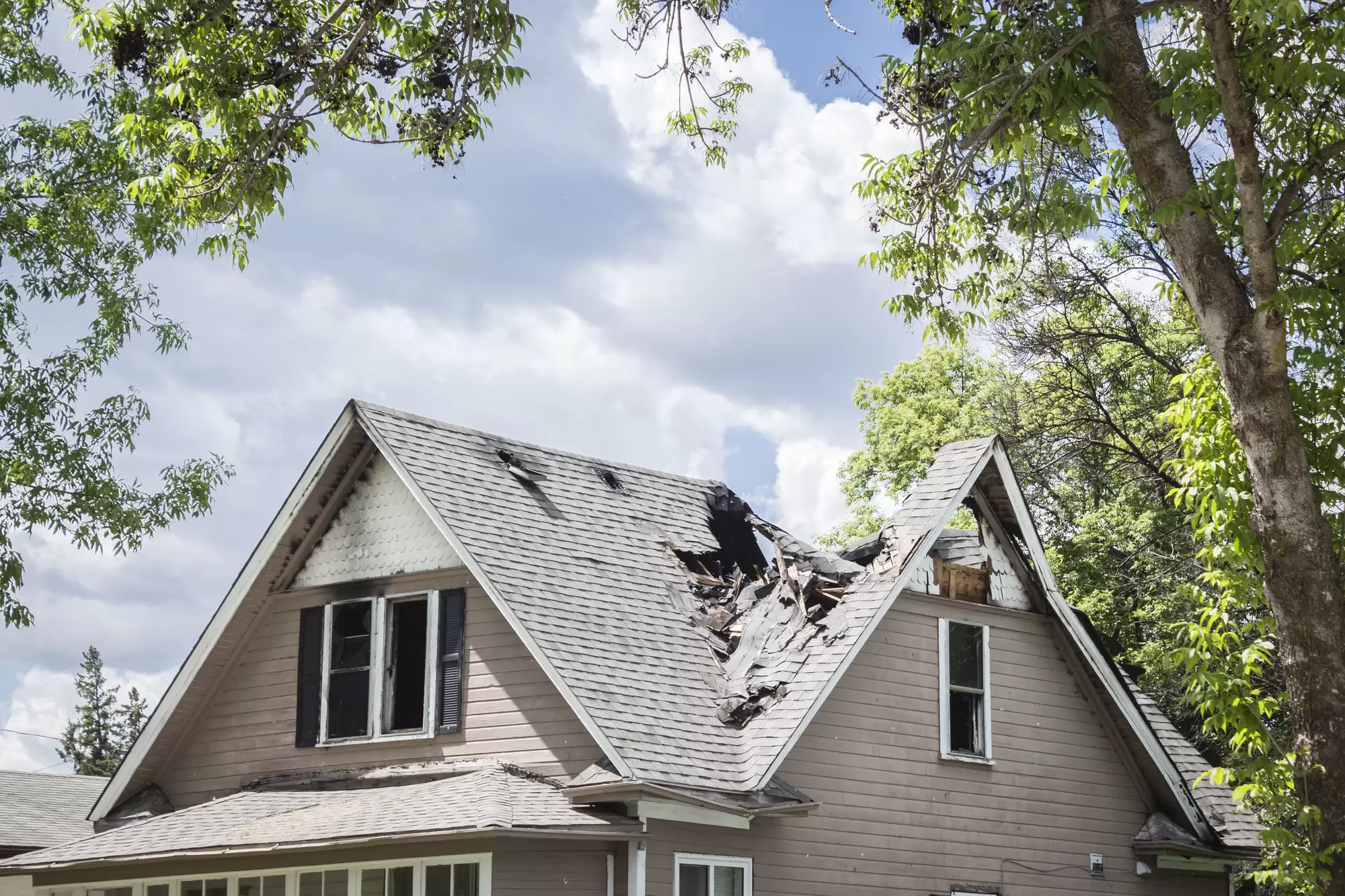 Got Damage? How to Make Roof Insurance Claims in 5 Easy Steps