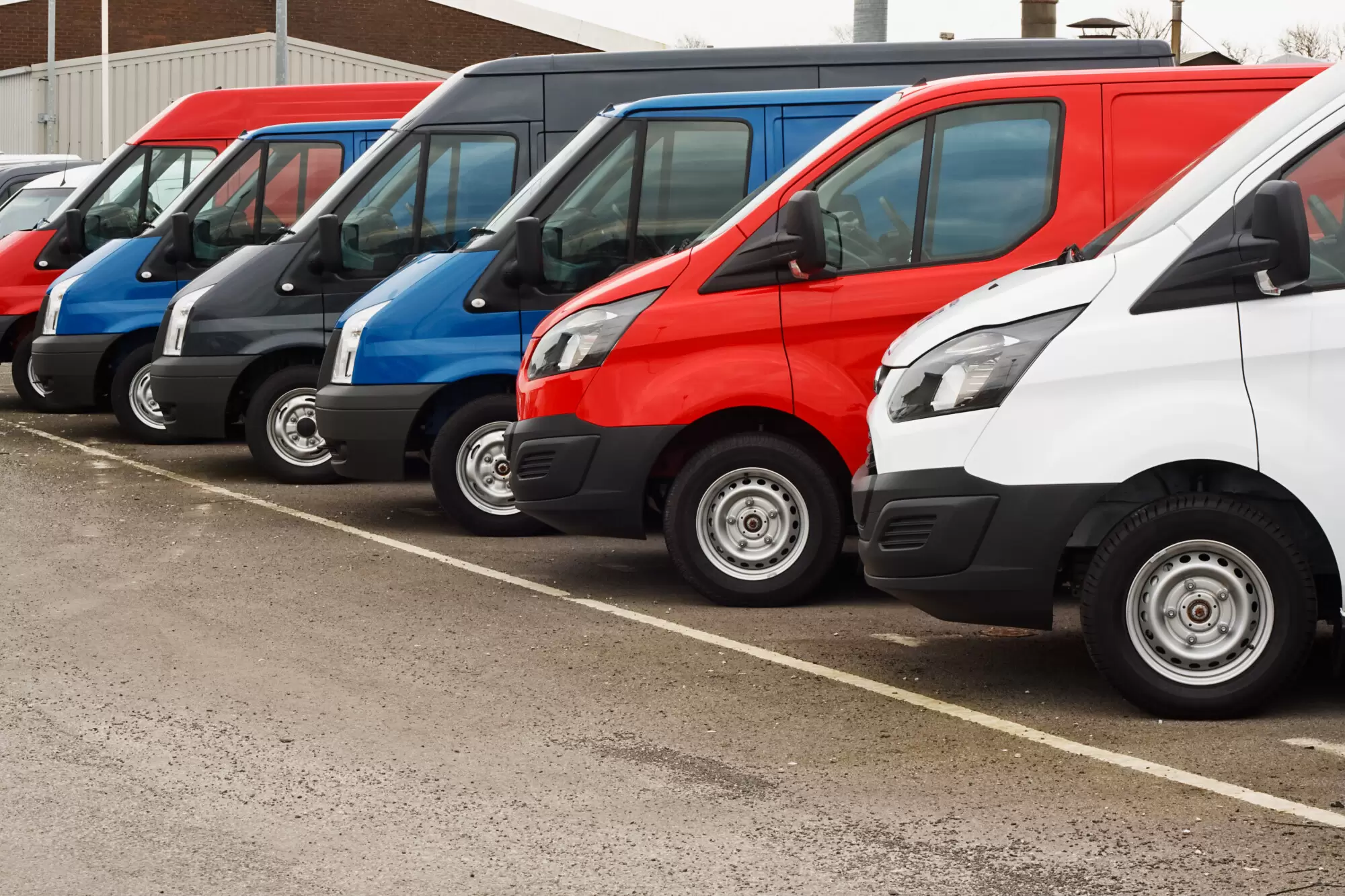 Mitigating Risk: How to Choose Between Fleet Management Systems