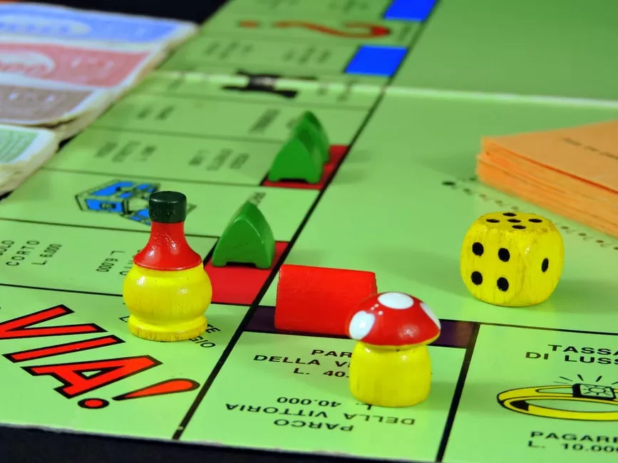 3 Tips for Hosting a Game Night With Friends