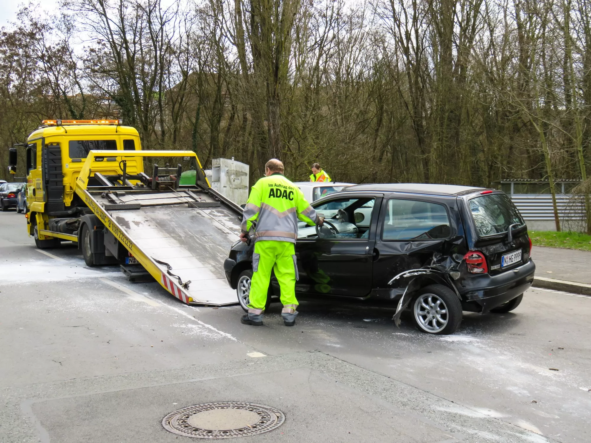 What Happens When Your Car Gets Towed After an Accident?