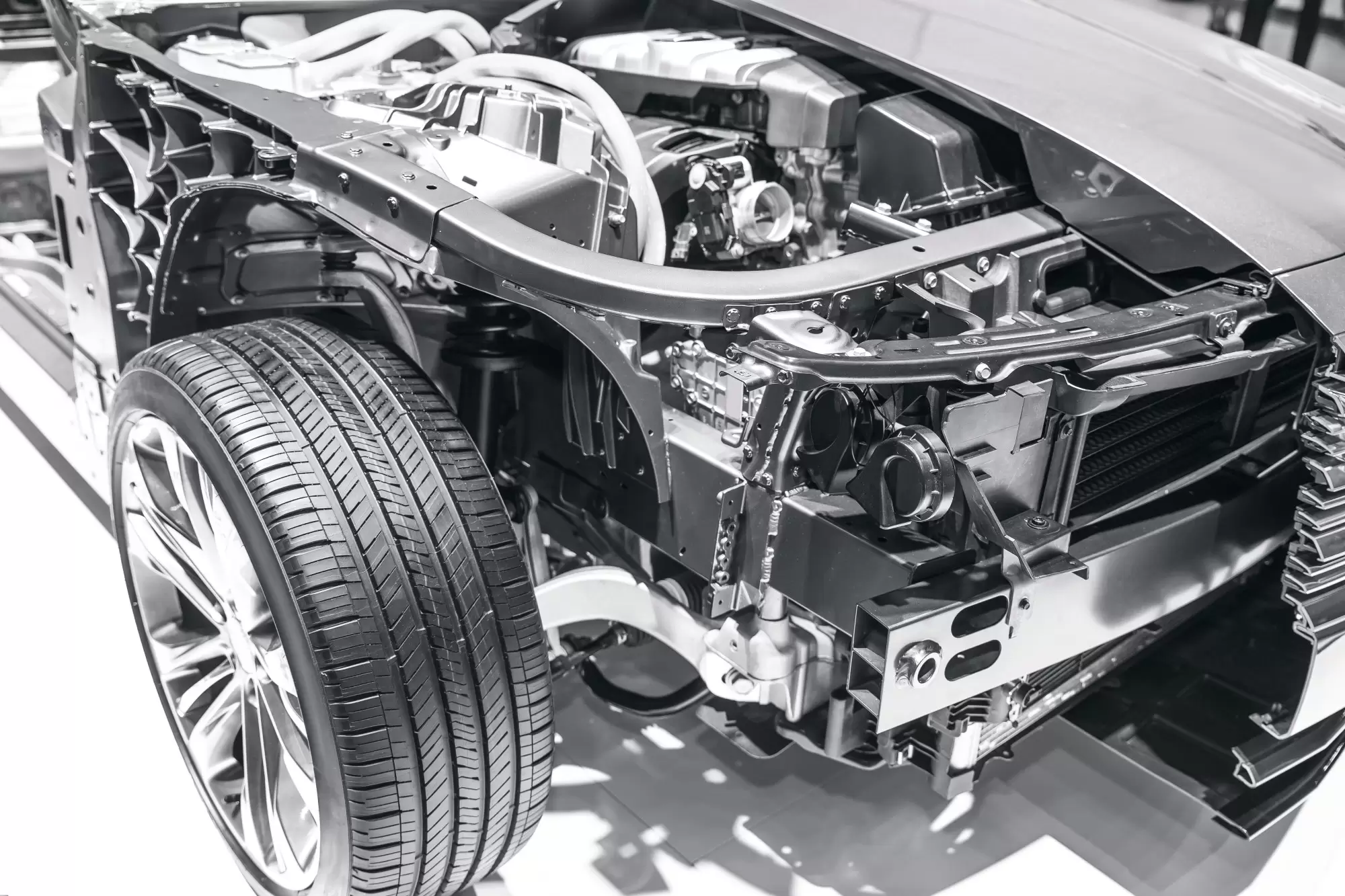 4 Considerations When Choosing Auto Parts Suppliers