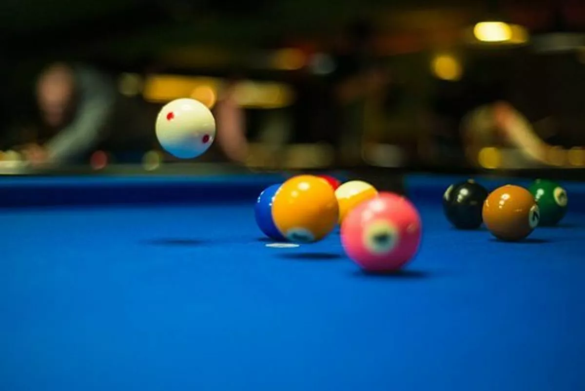 How to Play Pool Better