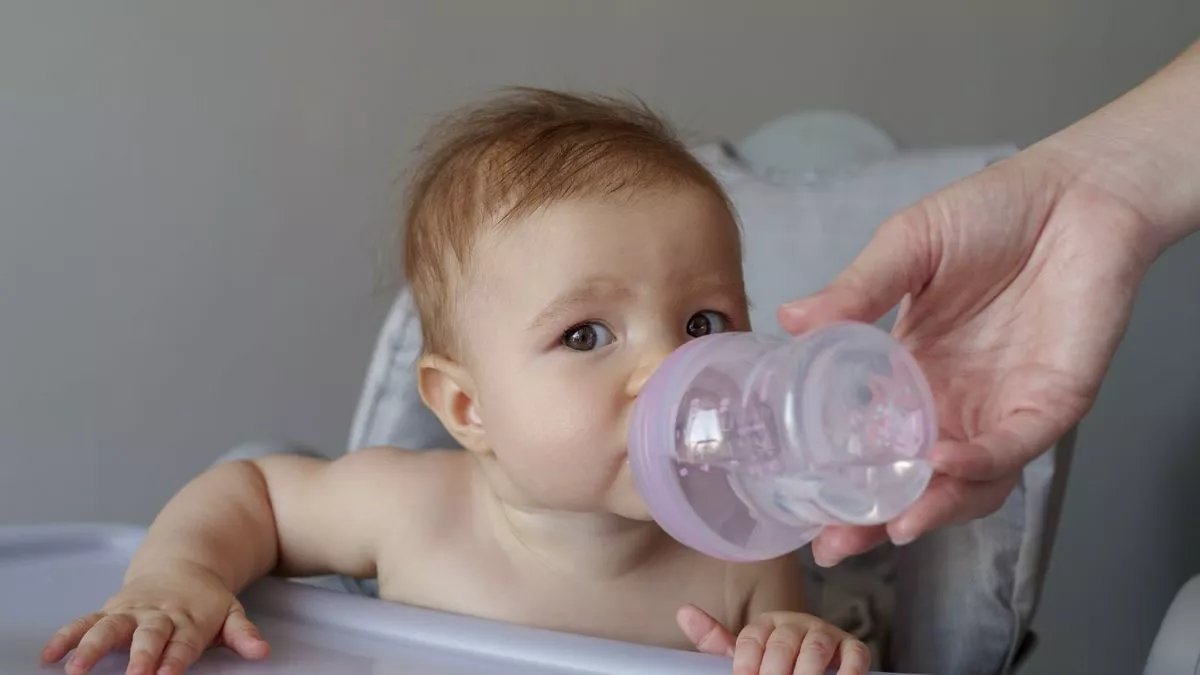 babies to drink water
