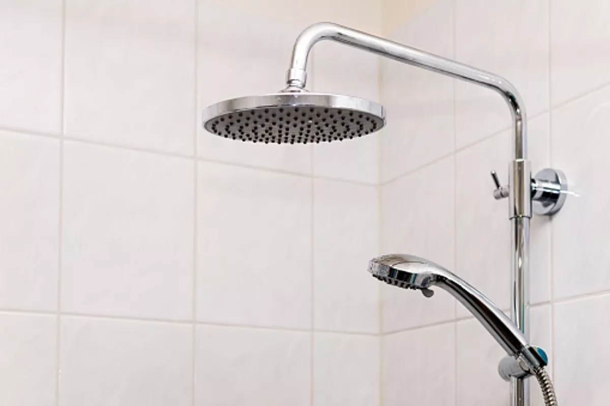 Dual shower head gives rise to an amazing showering experience