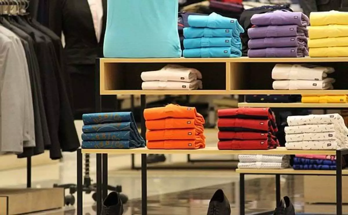 Low-priced Clothes for Women Are Not Usually Easy to Find