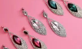 The Complete Guide to Safely Buying Jewelry Online: Everything to Know