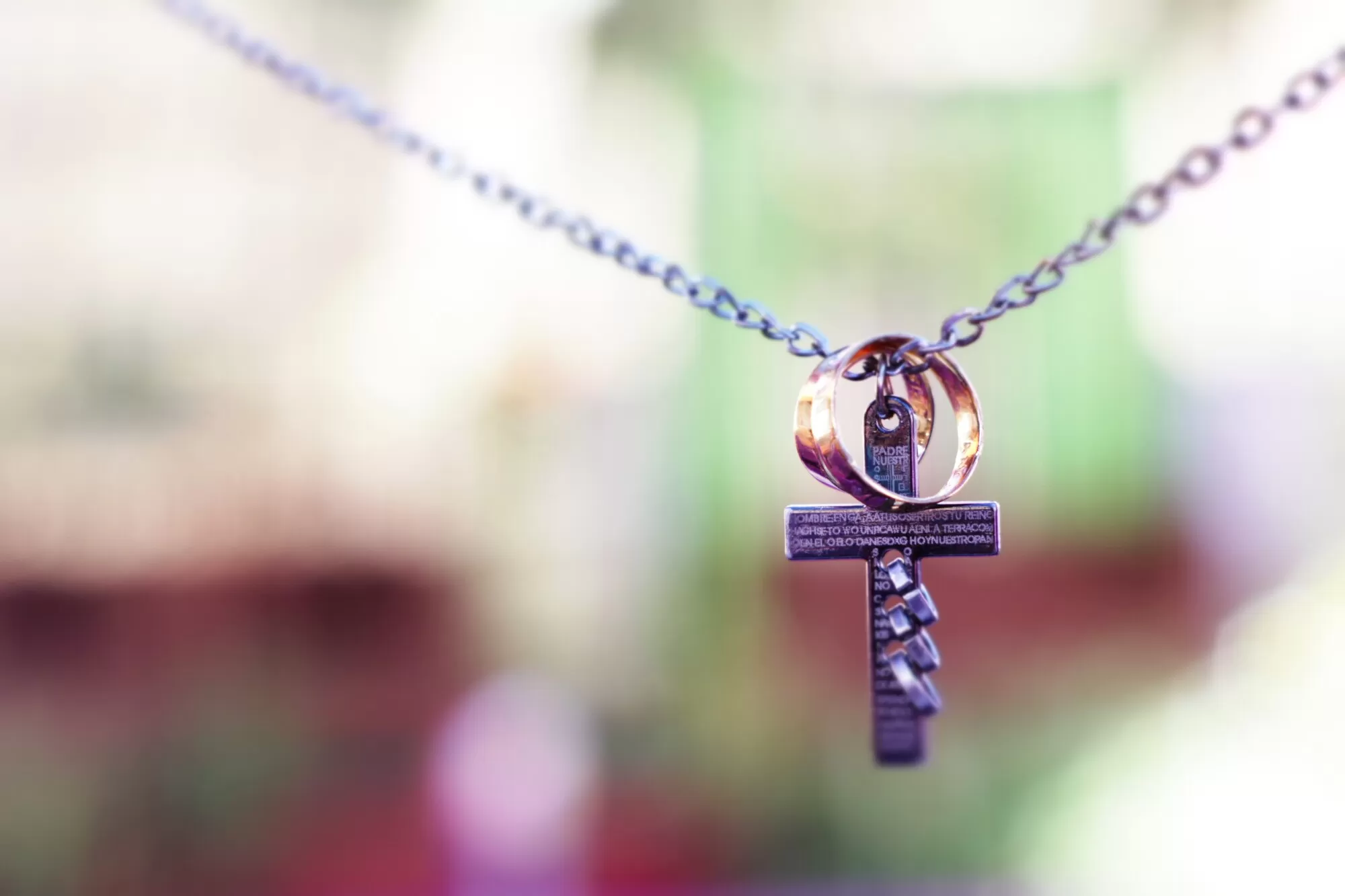 10 Amazing Gift Ideas for Christian Friends and Family