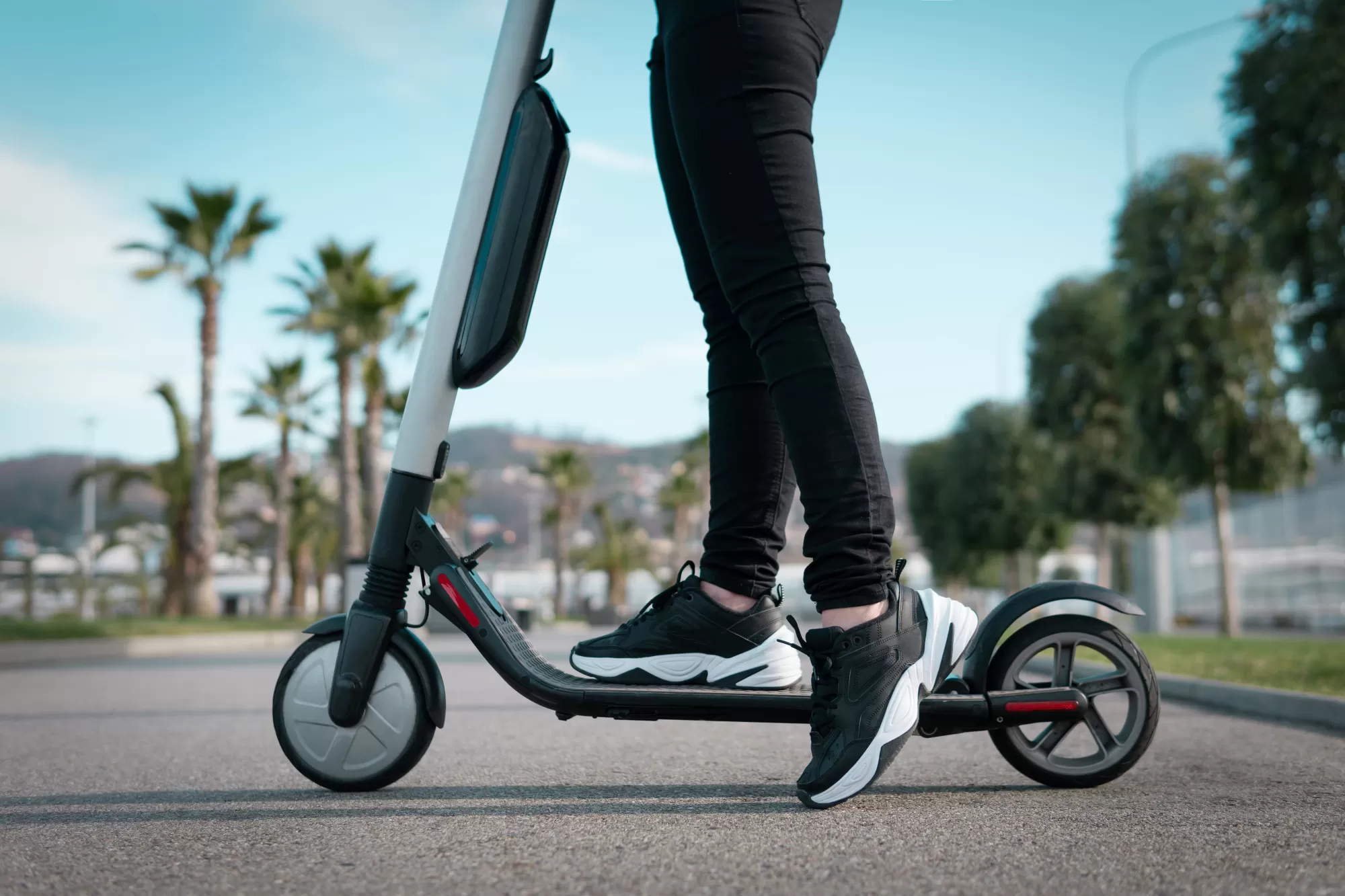 Electric Bike vs Scooter: What Are the Differences?