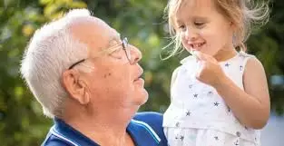 Parenting a Parent: How to Care For Aging Parents