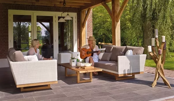 5 Design Ideas to Upgrade Your Outdoor Entertaining Space