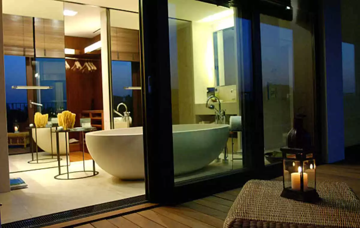 the wave hotel