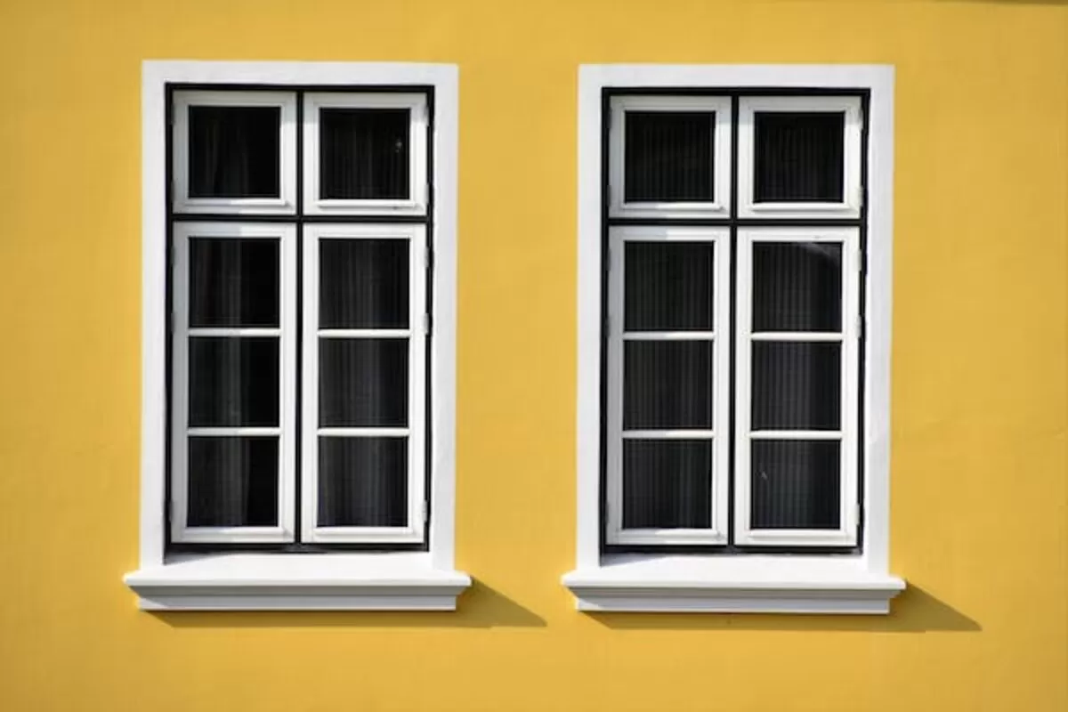 Fineo vacuum glazing