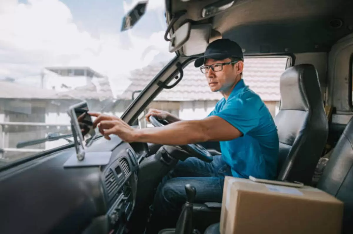 How to Find and Hire Delivery Drivers in 2023?