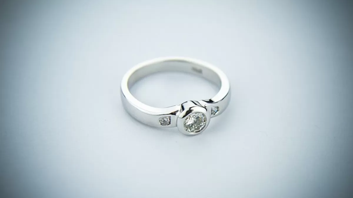 Is it OK to Have a Moissanite Engagement Ring?