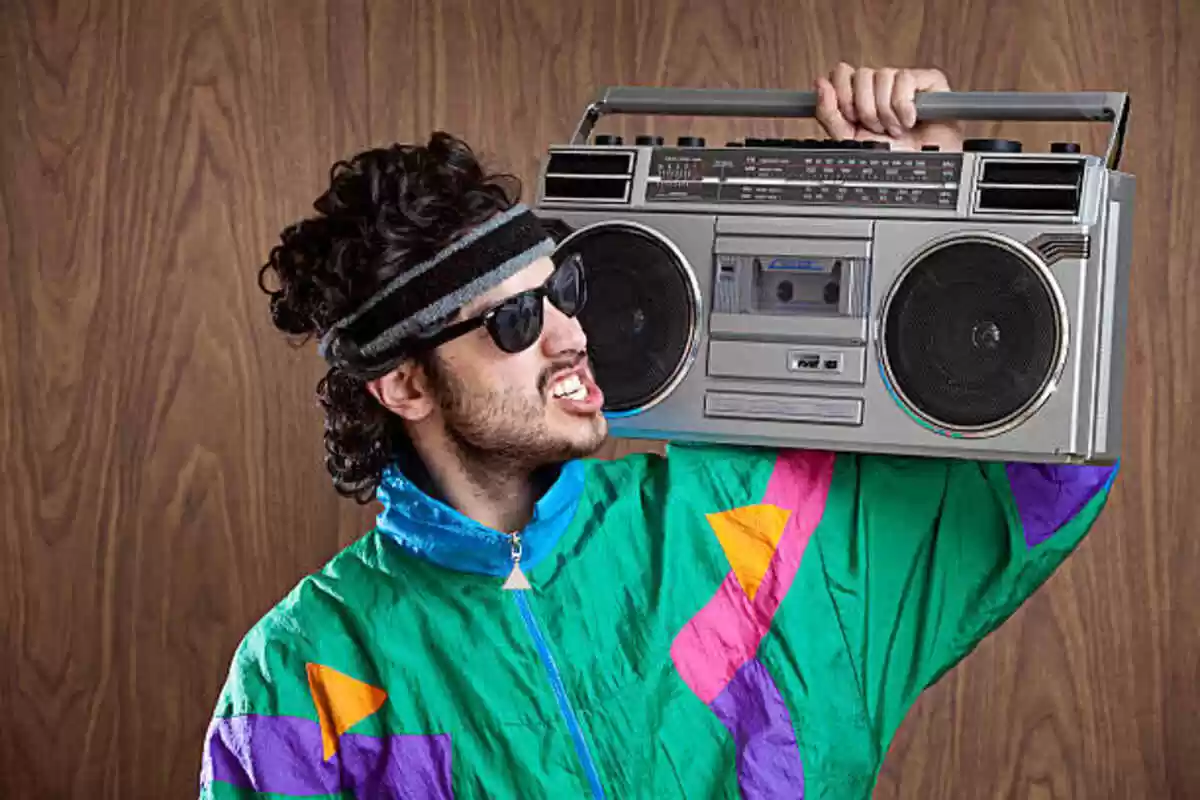 90s Hip Hop Fashion: A Nostalgic Journey Through Style and Culture