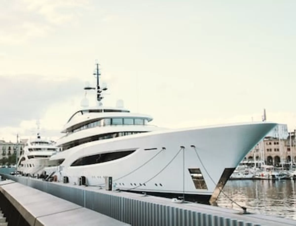 Choosing the Right Site to Sell Boat Online
