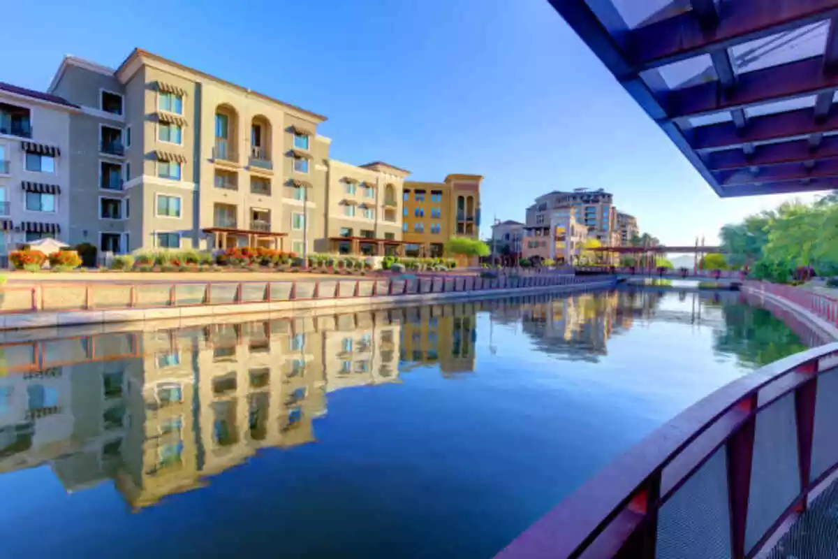 The Benefits of Owning Condos Near Old Town Scottsdale