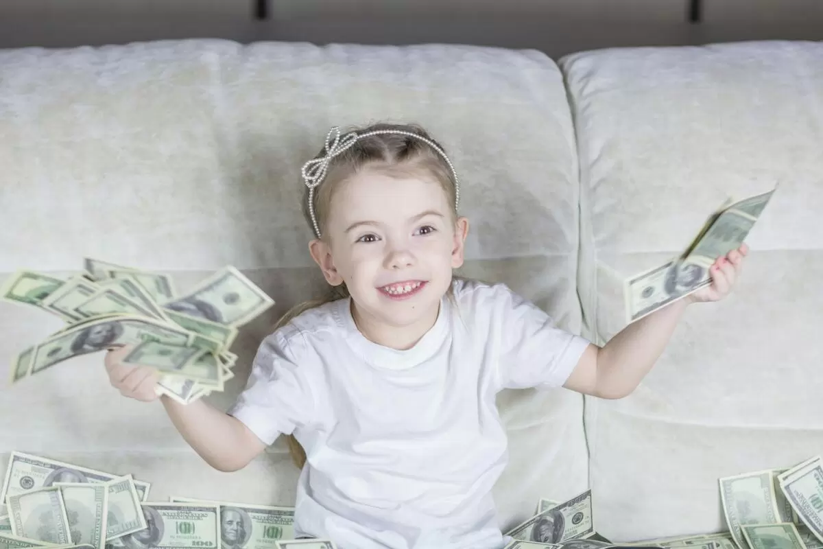 Lottery Draws and the Public Good